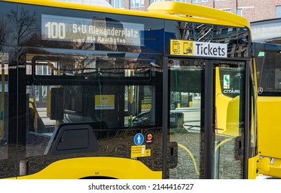 berlin, 2022, february, 25, terminus for the buses of the Berliner Verkehrsbetriebe at Bahnhof Zoo