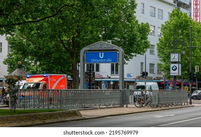 Berlin, 2022, June, 14, Uhlandstrasse Underground Station, Kurfürstendamm, Charlottenburg