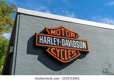 Berlin 2022: Logo Of The Company Harley-Davidson Inc. The Motorcycles Of The Brand Enjoy Cult Status In Motorcyclist Circles Many Times. 