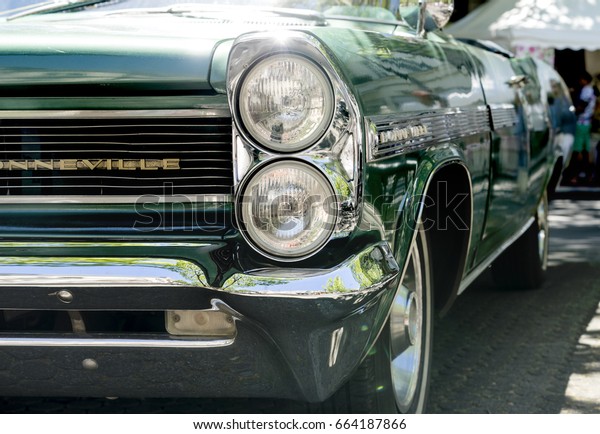 Berlin Classic Car Show June 18 Stock Photo Edit Now 664187866
