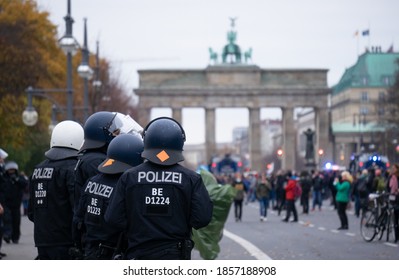 BERLIN, GERMANY 18.11.2020. Demo in Berlin with the police at the Victory Column against the Corona Covid-19 regulations and for human rights.
