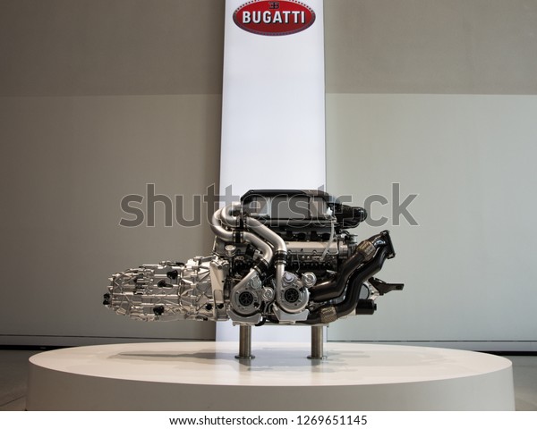 Berlin Germany 18 Bugatti Chiron Engine Stock Photo Edit Now