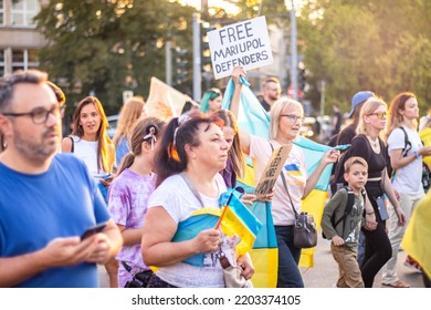 Berlin, Germany 24 August 2022: Peaceful March Of Ukrainians Through Berlin On Ukraine's Independence Day