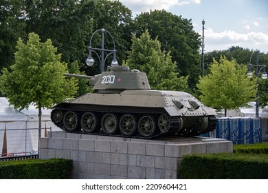 Berlin, Germany  28 June 2022,  A Red Army T-34 Tank At The Soviet War Memorial In Berlin Tiergarten