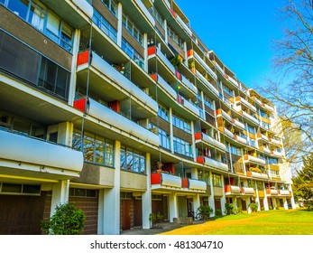 BERLIN, GERMANY - APRIL 25, 2010: The Hansaviertel Interbau Is A Housing Estate Designed By International Master Architects (HDR)