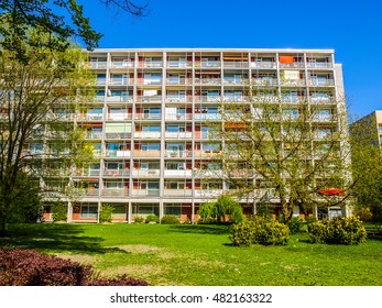 BERLIN, GERMANY - APRIL 25, 2010: The Hansaviertel Interbau Housing Estate (HDR)