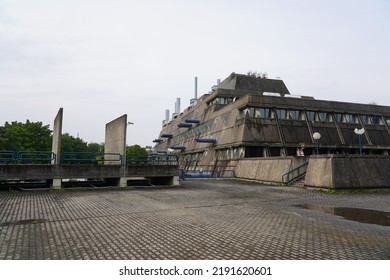 Berlin, Germany - August 19, 2022: Brutalist Architecture In Berlin, Research Institutes For Experimental Medicine Of Charité Known As 