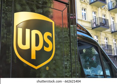 2,479 United parcel service Images, Stock Photos & Vectors | Shutterstock