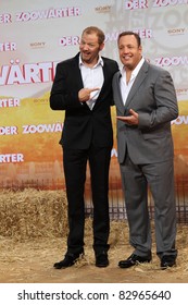 BERLIN, GERMANY - JUNE 20: Mario Barth And Kevin James Signs Attend The Premiere Of 'Zookeeper' At CineStar On June 20, 2011 In Berlin, Germany.