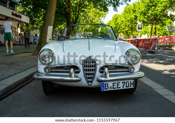 BERLIN - JUNE 09, 2018: Family\
car Alfa Romeo Giulietta Spider, 1960. Classic Days Berlin\
2018.