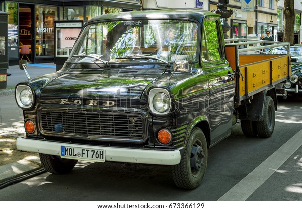 BERLIN - JUNE 17, 2017: Light\
commercial vehicle Ford Transit 150, 1976. Classic Days Berlin\
2017.