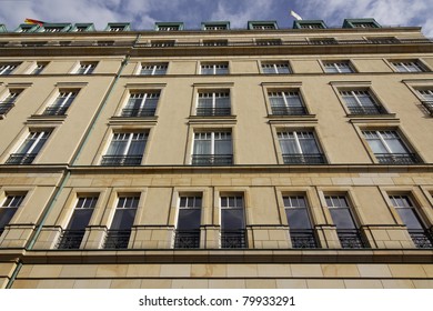 Berlin - The Legendary Hotel Adlon