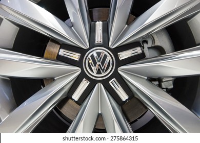 BERLIN - MAY 02, 2015: Showroom. Wheels and braking system of a popular light commercial vehicle Volkswagen Transporter (T5). Produced since 2010.