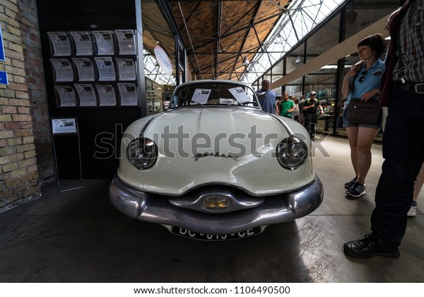 BERLIN - MAY 06, 2018: Mid-size car Panhard Dyna Z1\
Luxe, 1955. Oldtimertage Berlin-Brandenburg (31th\
Berlin-Brandenburg Oldtimer\
Day).