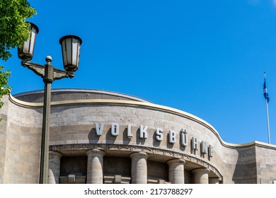 Berlin Mitte 2022: View Of The Volksbühne Am Rosa-Luxemburg-Platz, An Experimental Theater With A Long Tradition.