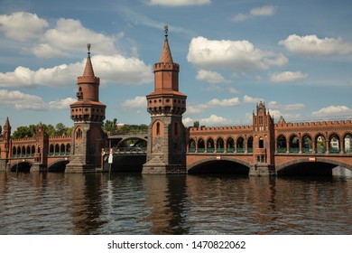 Berlin Oberbaumbrücke Oberbaumbruecke Oberbaum Bridge River Sky View