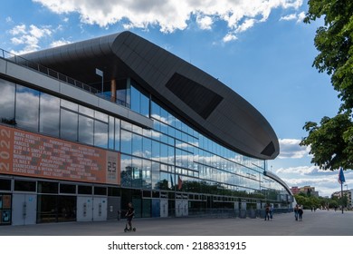 Berlin Prenzlauer Berg 2022: Max-Schmeling-Halle Is A Multi-purpose Arena, Named After The Famous German Boxer Max Schmeling. It's One Of Berlin's Biggest Indoor Sports Arenas.