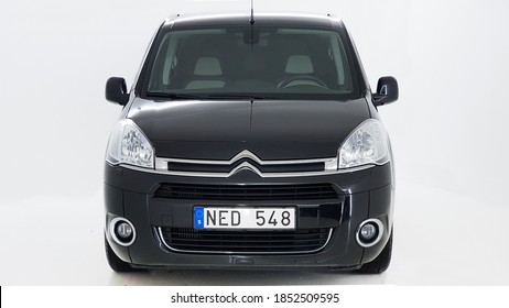 Citroën Berlingo Images, Stock Photos & Vectors | Shutterstock