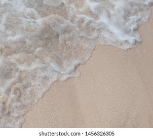 Bermuda Pink Sand Beach With Ocean Waves