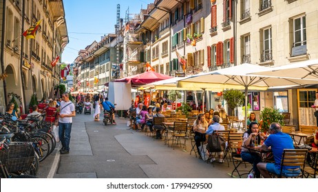 Bern Switzerland , 27 June 2020 : Pedestrian Street With Cafe Terrace Full Of People During Summer 2020 In Bern Old Town Switzerland