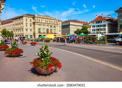BERN, SWITZERLAND - JULY 13, 2019: Local Farmer Market Near The Kantonalbankgebaude Bank Building At The Bundesplatz Square In Bern City In Switzerland