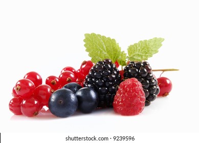 Berries, Beerenobst in front of a white background