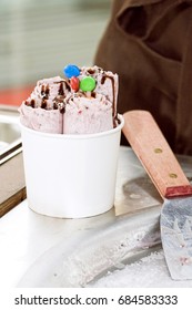 Berry ice cream roll with chocolate