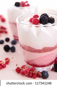 Berry Tiramisu