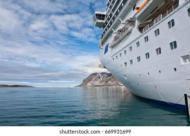 Magdalena Fjord Images Stock Photos Vectors Shutterstock