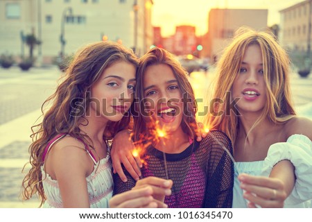 teen best friends The bottom of the pyramid health