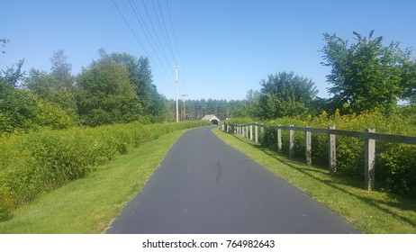 Bethel Maine, Walking Path