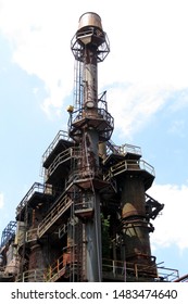 Bethlehem, PA/USA - July 21, 2019: Decaying Steel Structures Of The Old Abandoned Bethlehem Steel Plant, Once The Second-largest Steel Producer In The United States.