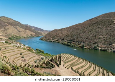 6,201 Douro Mountain Images, Stock Photos & Vectors | Shutterstock