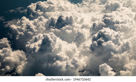 Beutiful Big Nimbus Clouds Background