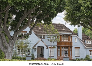 Beverly Hills Los Angeles House Building Detail