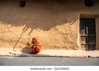 Bhabua, Bihar, India, November 20th 2020: Hungary Poor Sad Indian Woman, No Food To Eat, No Place To Go. Helpless People.