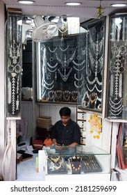 Bhopal, Madhya Pradesh, India. 06 July 2022: Gold And Silver Jewellery Shops At Sarafa Bazar In Old City Market Bhopal Bhopal, Madhya Pradesh, India