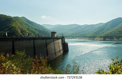 Bhumibol Dam