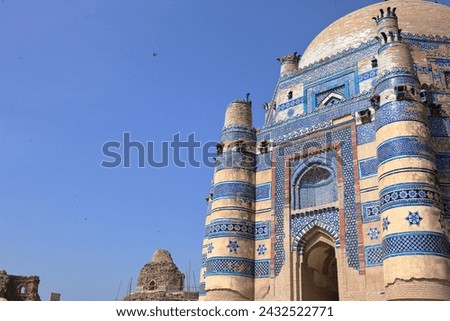 Bibi Jiwiondi Tomb in Uch Sharif is a revered historical site located in Uch, Bahawalpur, Pakistan. Believed to be the final resting place of Bibi Jiwiondi, a respected female figure in Sufi tradition