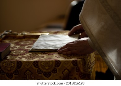 286 Catholic Missal Images, Stock Photos & Vectors | Shutterstock