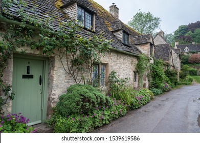 Bibury Cotswolds Uk May 28 2018 Stock Photo 1539619586 | Shutterstock