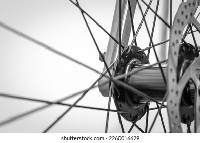 Bicycle front wheel hub. Attachment of bicycle spokes.