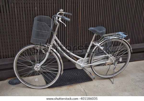 japanese style bicycle