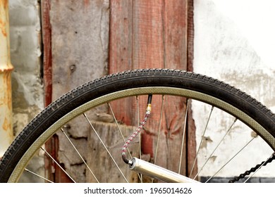 Bicycle Home Garage」の画像、写真素材、ベクター画像  Shutterstock