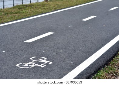 Bicycle Road Sign Bike Lane Stock Photo 387935053 | Shutterstock