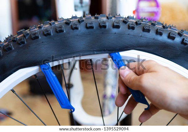 bicycle tire removal tool