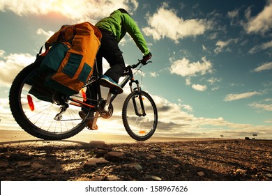 cycle travel