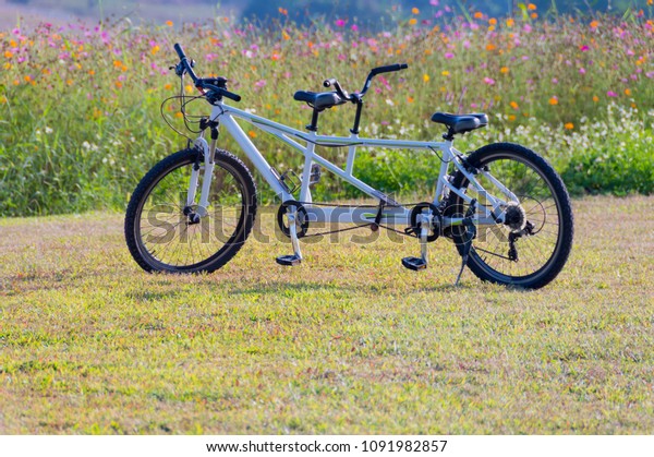 bicycle for 2 riders