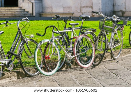 Similar – Fahrräder in der Nähe von niederländischen Häusern in Amsterdam City