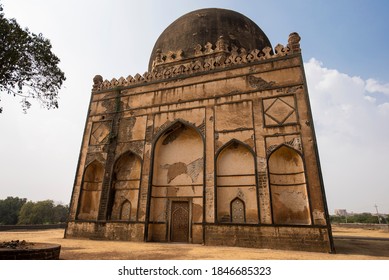 Bidar, Karnataka, India/December 9, 2018: The Bahmani Tombs, The Tomb Of Allaudin Ahmad Shah II Of The Bahmani Dynasty At Ashtoor. 